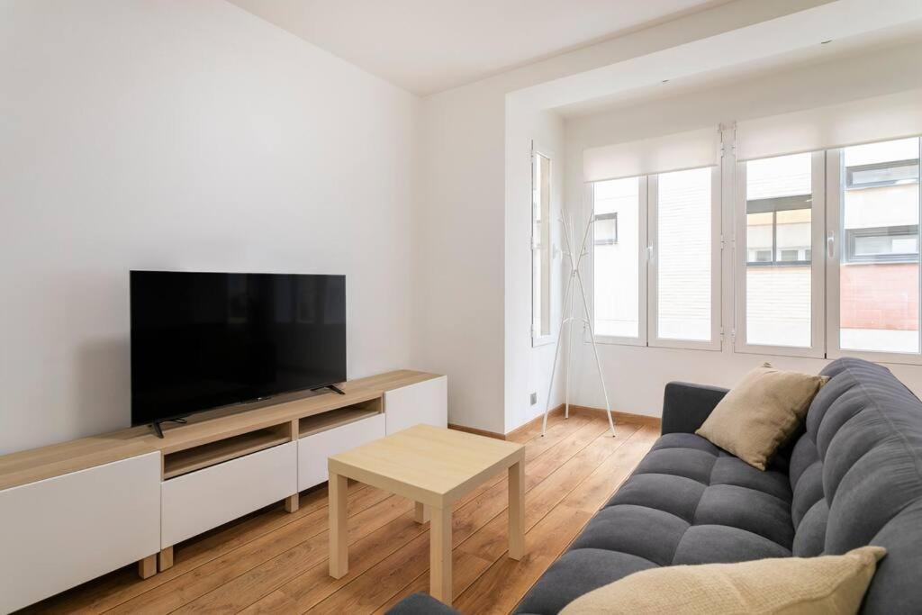 Cozy Apartment City Center Alicante Exterior photo