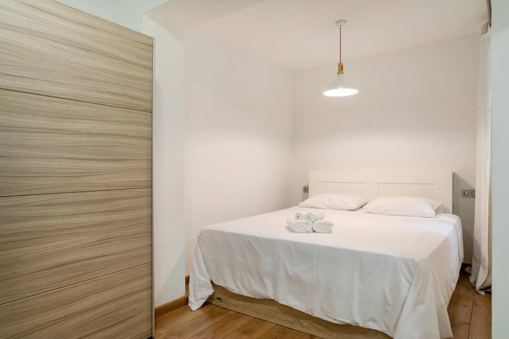Cozy Apartment City Center Alicante Exterior photo